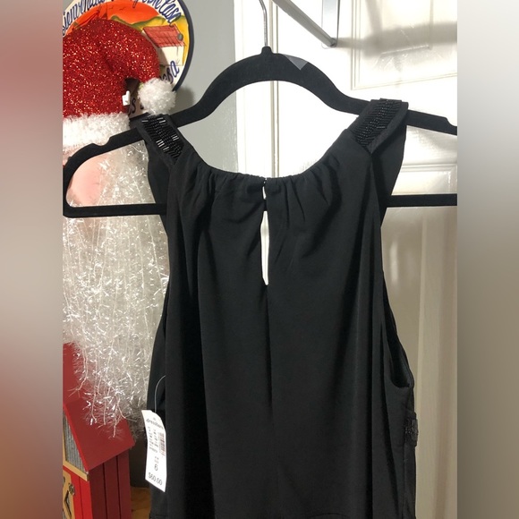 Dressbarn -Black-Beaded-Mesh-Evening-Gown - Picture 5 of 9